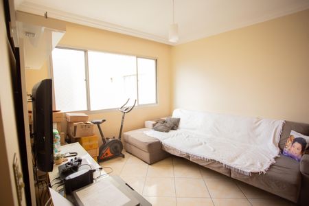 Apartamento para alugar com 74m², 2 quartos e 1 vagaSala