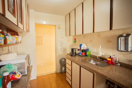 Apartamento para alugar com 74m², 2 quartos e 1 vagaCozinha