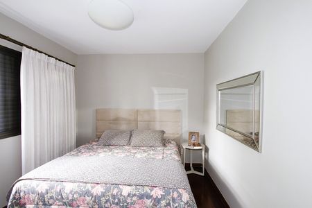 Apartamento à venda com 144m², 4 quartos e 3 vagasQuarto 4 - Suíte