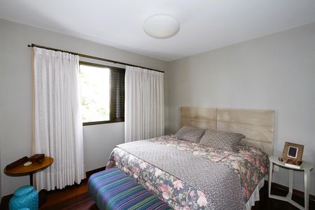 Apartamento à venda com 144m², 4 quartos e 3 vagasQuarto 4 - Suíte