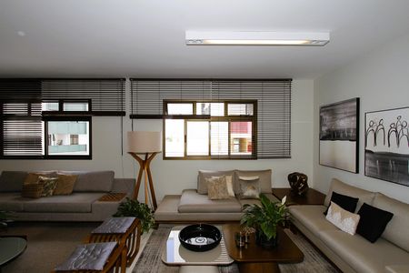 Apartamento à venda com 144m², 4 quartos e 3 vagasSala