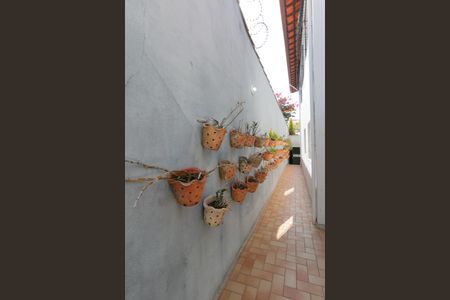 Casa à venda com 350m², 3 quartos e 4 vagas Casa à venda com 350m², 3 quartos e 4 vagasÁrea de Serviço Vista