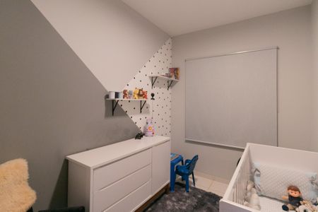 Casa à venda com 350m², 3 quartos e 4 vagas Casa à venda com 350m², 3 quartos e 4 vagasQuarto 2