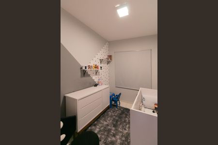 Casa à venda com 350m², 3 quartos e 4 vagas Casa à venda com 350m², 3 quartos e 4 vagasQuarto 2