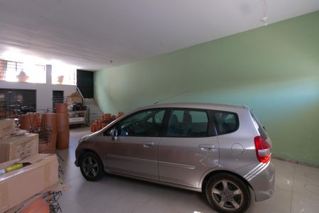 Casa à venda com 350m², 3 quartos e 4 vagas Casa à venda com 350m², 3 quartos e 4 vagasQuintal