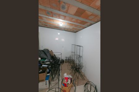 Casa à venda com 350m², 3 quartos e 4 vagas Casa à venda com 350m², 3 quartos e 4 vagasQuintal