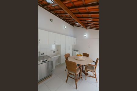 Casa à venda com 350m², 3 quartos e 4 vagas Casa à venda com 350m², 3 quartos e 4 vagasÁrea de Serviço