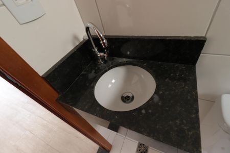 Apartamento à venda com 95m², 2 quartos e 1 vagaBanheiro da Suíte