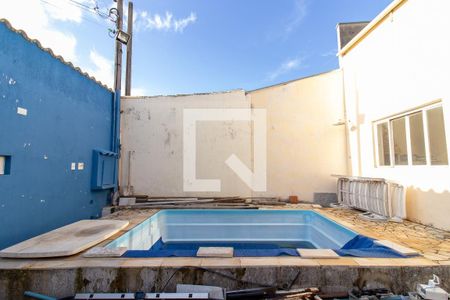 Casa à venda com 240m², 3 quartos e 8 vagas