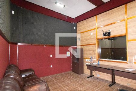 Casa à venda com 240m², 3 quartos e 8 vagas