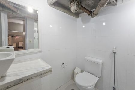 Apartamento para alugar com 135m², 2 quartos e 1 vaga Apartamento para alugar com 135m², 2 quartos e 1 vagaBanheiro da Suíte 3