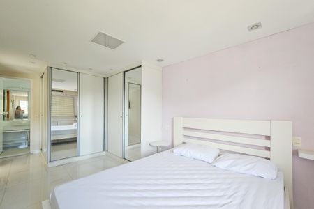 Apartamento para alugar com 135m², 2 quartos e 1 vaga Apartamento para alugar com 135m², 2 quartos e 1 vagaSuíte 1