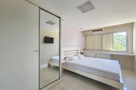 Apartamento para alugar com 135m², 2 quartos e 1 vaga Apartamento para alugar com 135m², 2 quartos e 1 vagaSuíte 1