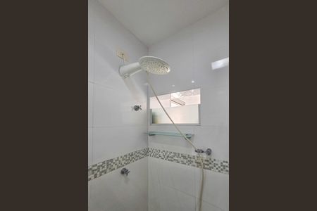 Apartamento para alugar com 135m², 2 quartos e 1 vaga Apartamento para alugar com 135m², 2 quartos e 1 vagaBanheiro da Suíte 2