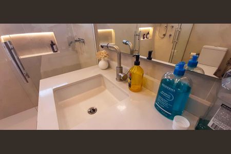 Apartamento à venda com 115m², 3 quartos e 2 vagasBanheiro da Suíte 1