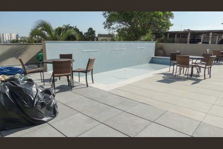 Apartamento à venda com 115m², 3 quartos e 2 vagasÁrea comum - Piscina