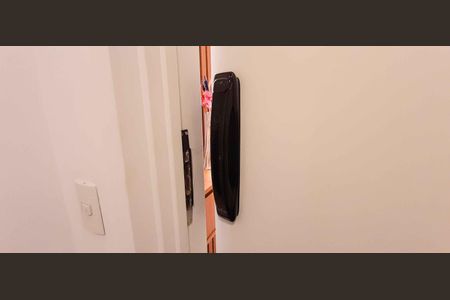 Apartamento à venda com 115m², 3 quartos e 2 vagasFechadura Eletrônica da Entrada Principal