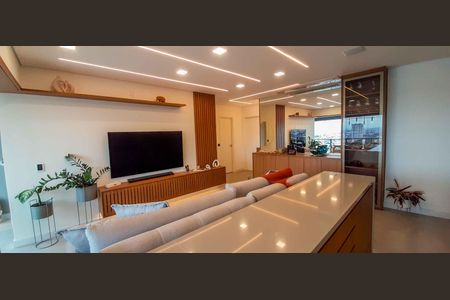 Apartamento à venda com 115m², 3 quartos e 2 vagasSala