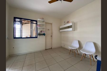 Casa à venda com 140m², 3 quartos e 1 vagaQuarto de Serviço