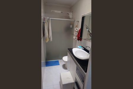 Casa à venda com 120m², 3 quartos e 2 vagasBanheiro