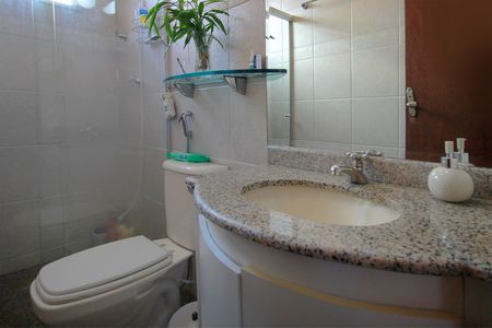 Apartamento à venda com 177m², 3 quartos e 1 vagaBanheiro da Suíte 1