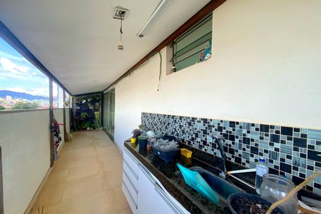 Apartamento à venda com 177m², 3 quartos e 1 vagaVaranda