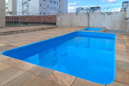 Apartamento à venda com 177m², 3 quartos e 1 vagaÁrea comum - Piscina