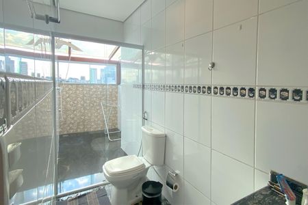 Apartamento à venda com 177m², 3 quartos e 1 vagaBanheiro da Suíte 2