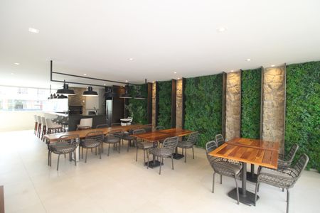 Apartamento à venda com 255m², 4 quartos e 5 vagasÁrea Comum