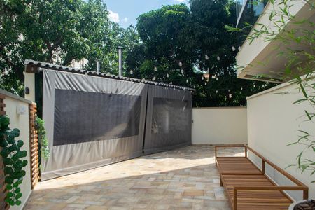 Apartamento à venda com 160m², 3 quartos e 3 vagasÁrea comum - Churrasqueira