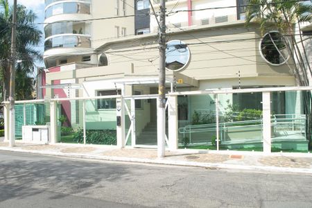 Apartamento à venda com 160m², 3 quartos e 3 vagasFachada