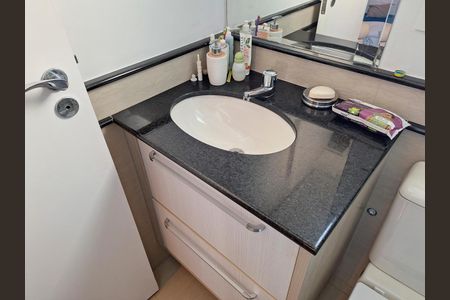 Apartamento à venda com 160m², 3 quartos e 3 vagasBanheiro /Suite 2