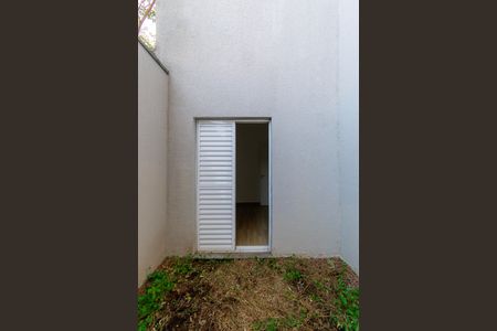 Apartamento para alugar com 37m², 2 quartos e sem vaga Apartamento para alugar com 37m², 2 quartos e sem vagaVaranda do Quarto 2