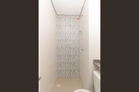 Apartamento para alugar com 37m², 2 quartos e sem vaga Apartamento para alugar com 37m², 2 quartos e sem vagaBanheiro