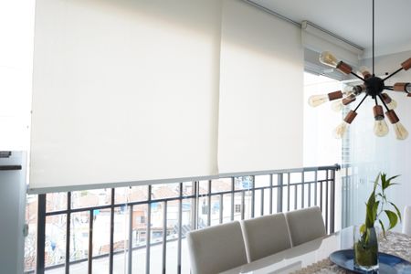 Apartamento à venda com 65m², 2 quartos e 1 vagaVaranda 