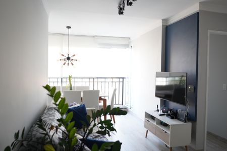 Apartamento à venda com 65m², 2 quartos e 1 vagaSala
