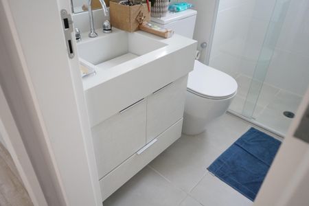 Apartamento à venda com 65m², 2 quartos e 1 vagaBanheiro Social