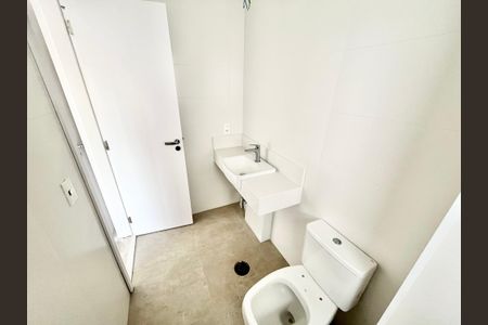Apartamento à venda com 255m², 4 quartos e 4 vagasBanheiro da Suíte 1