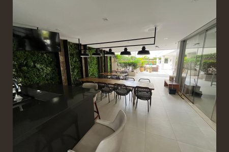 Apartamento à venda com 255m², 4 quartos e 4 vagasÁrea comum - Churrasqueira