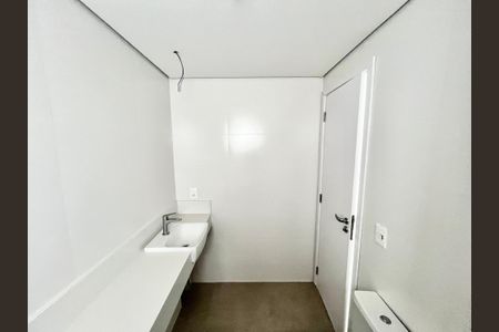 Apartamento à venda com 255m², 4 quartos e 4 vagasBanheiro da Suíte 2