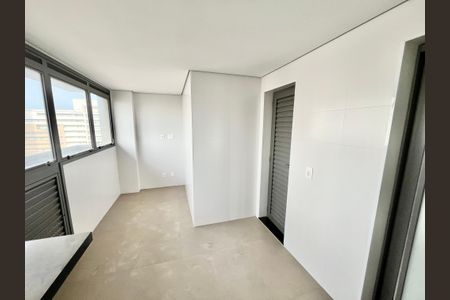 Apartamento à venda com 255m², 4 quartos e 4 vagasÁrea de Serviço