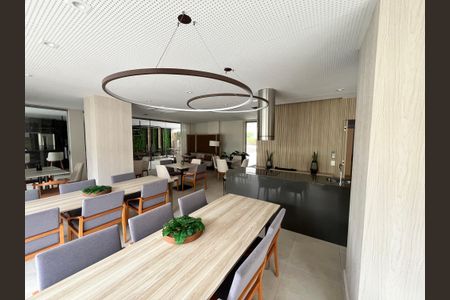 Apartamento à venda com 255m², 4 quartos e 4 vagasÁrea comum - Salão de festas