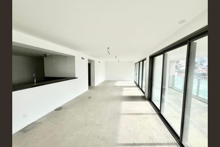 Apartamento à venda com 255m², 4 quartos e 4 vagasSala