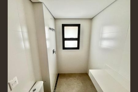 Apartamento à venda com 255m², 4 quartos e 4 vagasBanheiro da Suíte 2