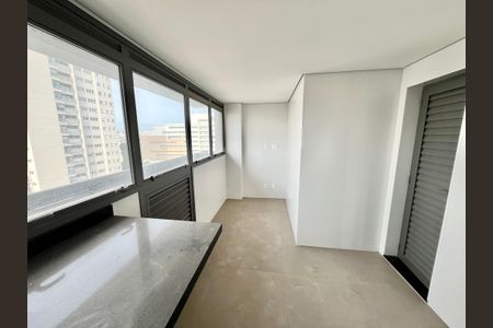 Apartamento à venda com 255m², 4 quartos e 4 vagasÁrea de Serviço