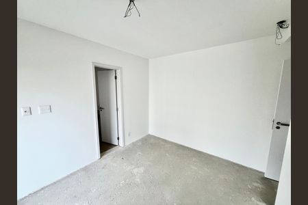 Apartamento à venda com 255m², 4 quartos e 4 vagasSuíte 2