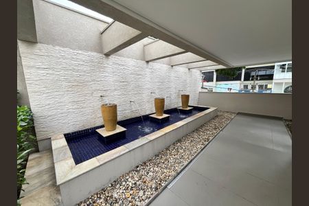 Apartamento à venda com 255m², 4 quartos e 4 vagasEntrada