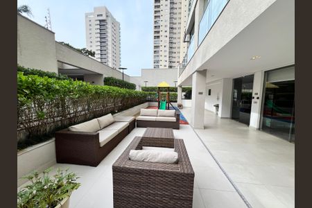 Apartamento à venda com 255m², 4 quartos e 4 vagasHall social