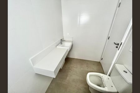 Apartamento à venda com 255m², 4 quartos e 4 vagasBanheiro da Suíte 2