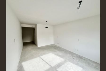 Apartamento à venda com 255m², 4 quartos e 4 vagasSuíte 3